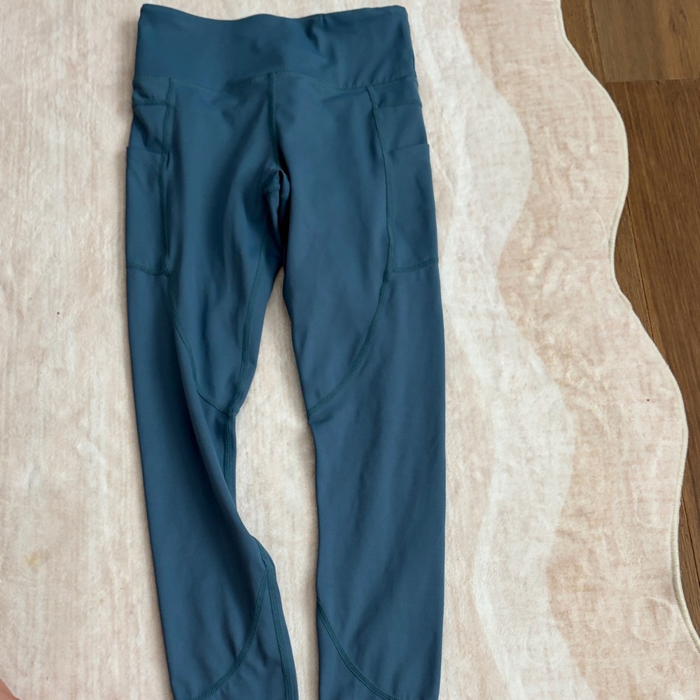 ZYIA Kids Leggings in Teal Blue with Side Pockets